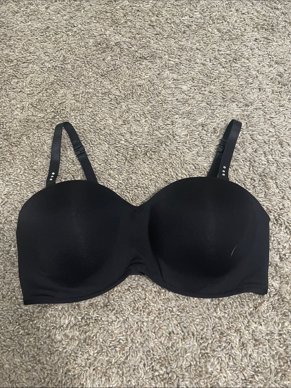 Convertible Black Strapless T-Shirt Bra with Detachable Straps